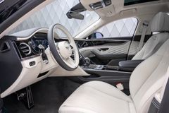 Flying Spur V8 2024 BLACK/BEIGE SCREENS PANO 22&quot;