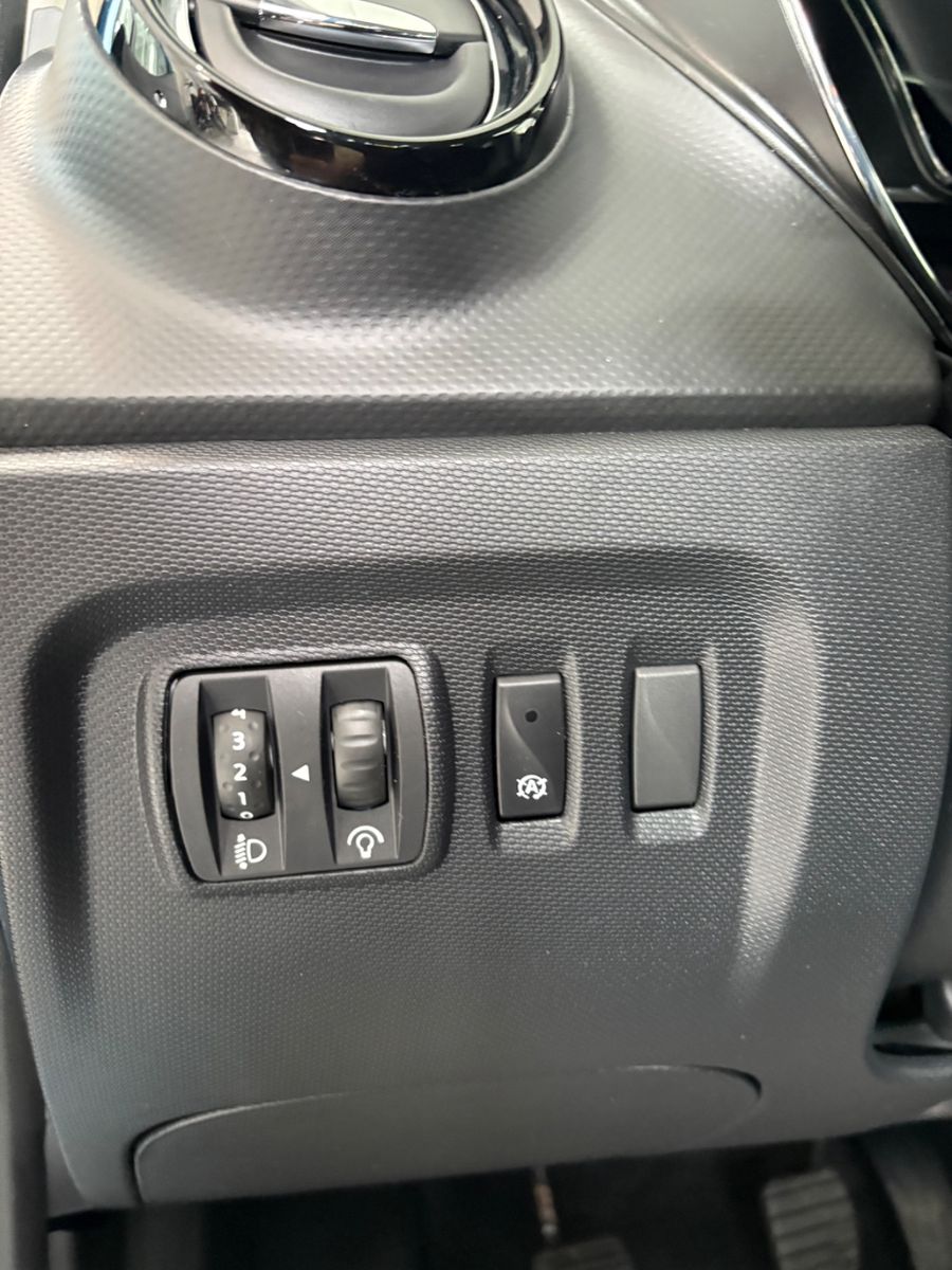 Fahrzeugabbildung Renault Captur Luxe *RÜCKFAHRKAMERA*