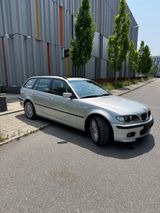 BMW 330xi touring - *Voll* *kein Rost* - BMW 330: Xi