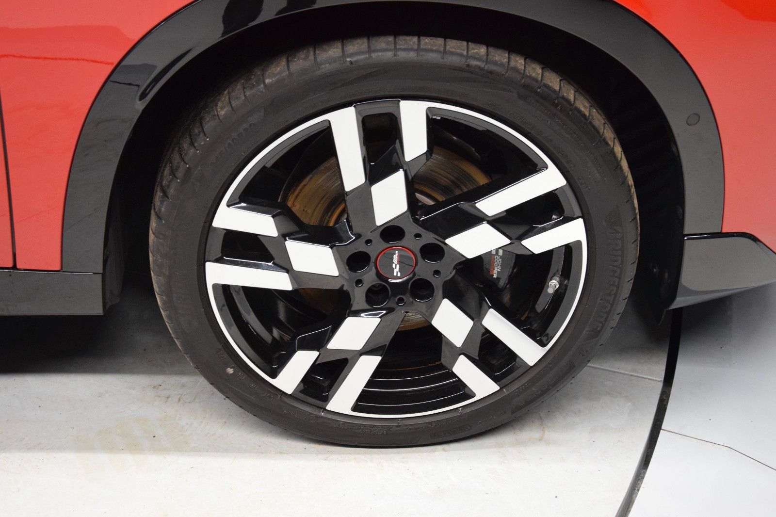 Fahrzeugabbildung MINI Countryman C John Cooper Works Trim L-Paket Pano