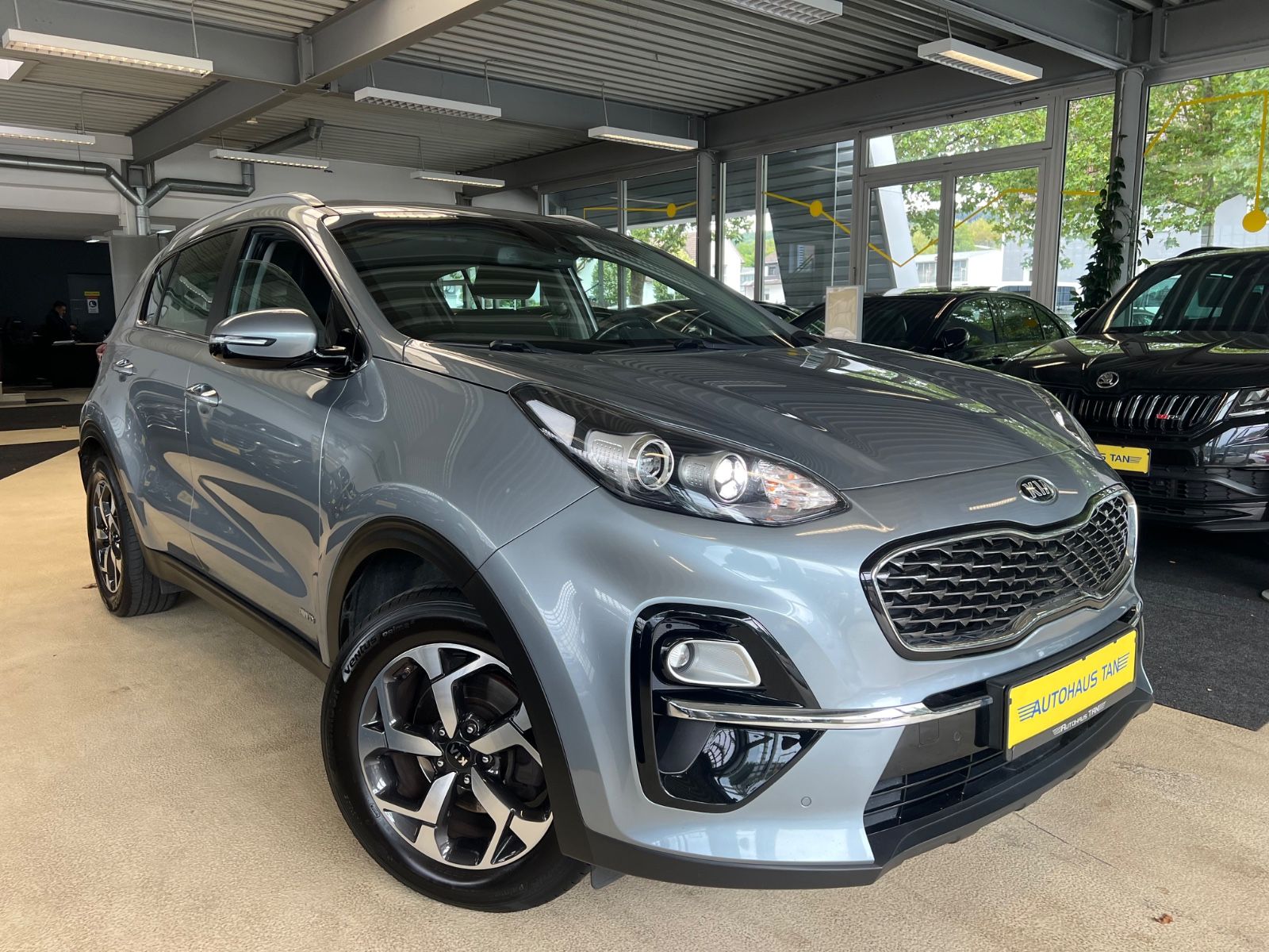 Fahrzeugabbildung Kia Sportage Vision 4WD * 1.HAND *