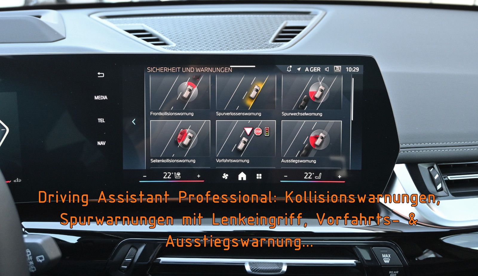 Fahrzeugabbildung BMW X1 xDr23d M SPORT °ACC°AHK°HUD°HK°MEMO°PANO°360°
