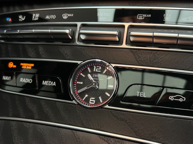 Mercedes-Benz E 63S AMG 4M+ *Pano*Perfor.Sitz*Wides*Burmester*