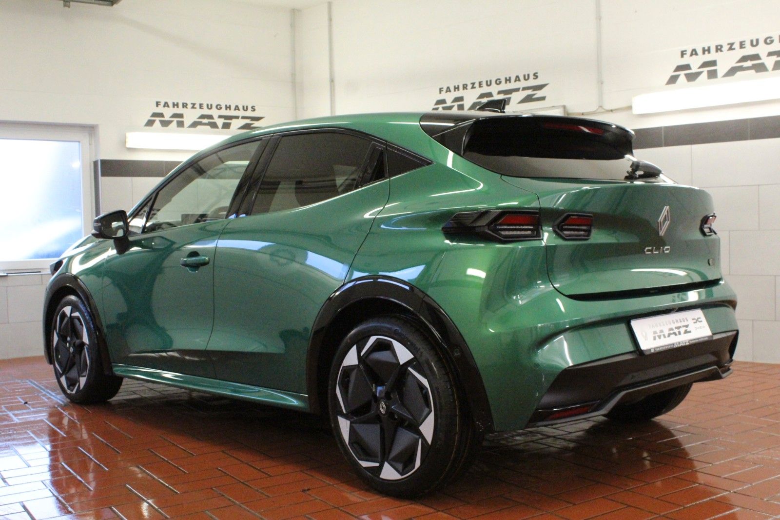 Fahrzeugabbildung Renault Clio VI TCe 115 EDC Techno *Neues Modell*