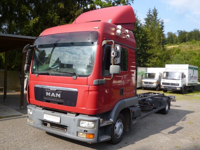 MAN TGL 8.250 4x2 EURO-5 Automatik Klima Großes Haus