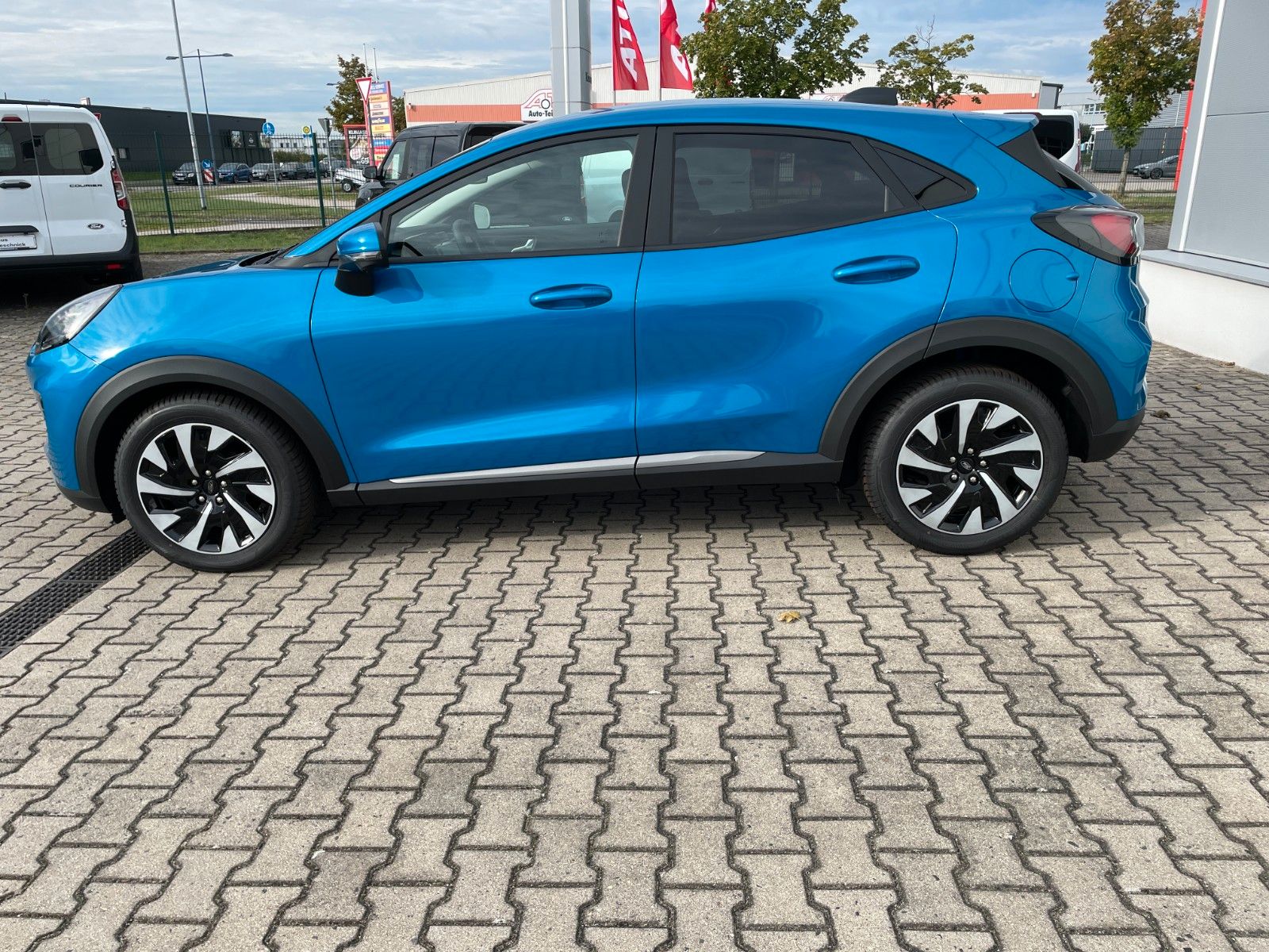 Fahrzeugabbildung Ford Puma Titanium