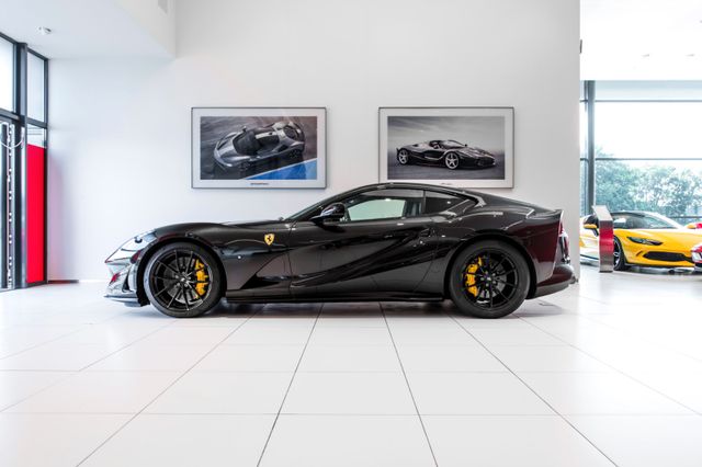 Ferrari 812 Superfast ~Ferrari Munsterhuis~