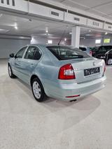 Skoda Octavia Lim. Ambiente-  Garantie - gebrauchte Skoda Octavia aus dem Jahr 2009