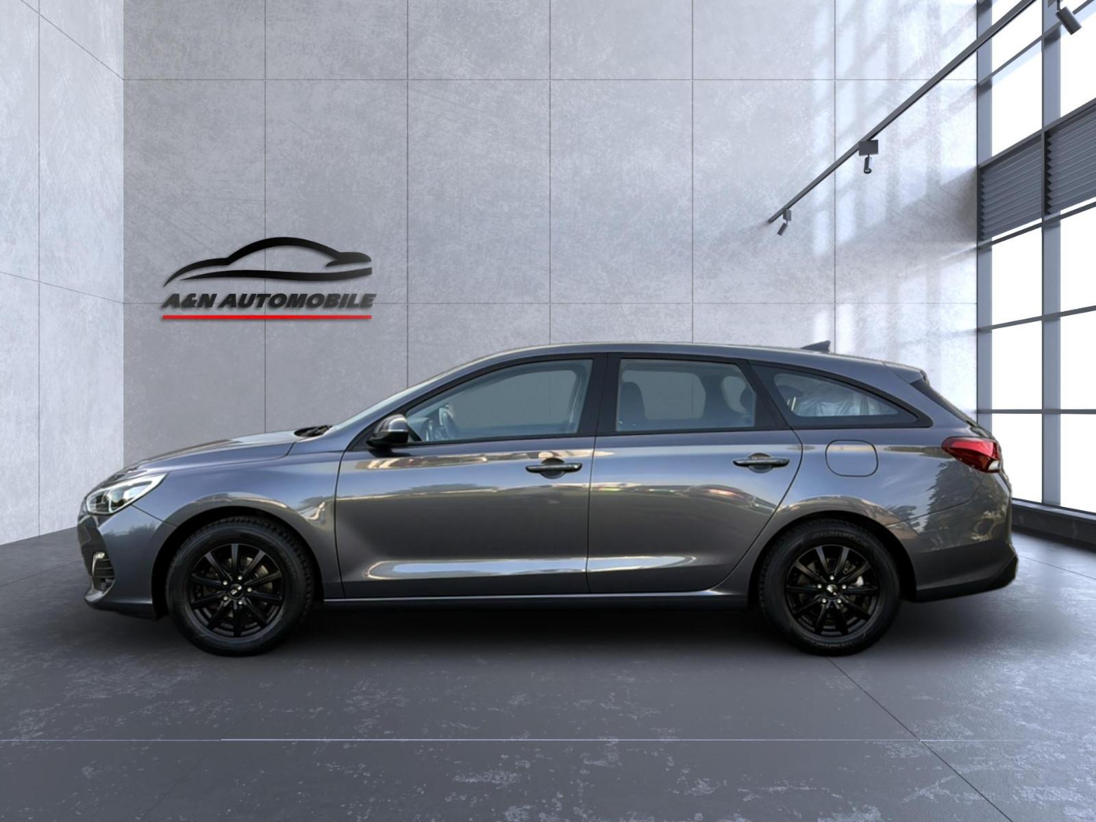 Hyundai i30 cw Trend+NAVI+KLIMA+PDC+KAMERA+AHK+ALU+75TKM