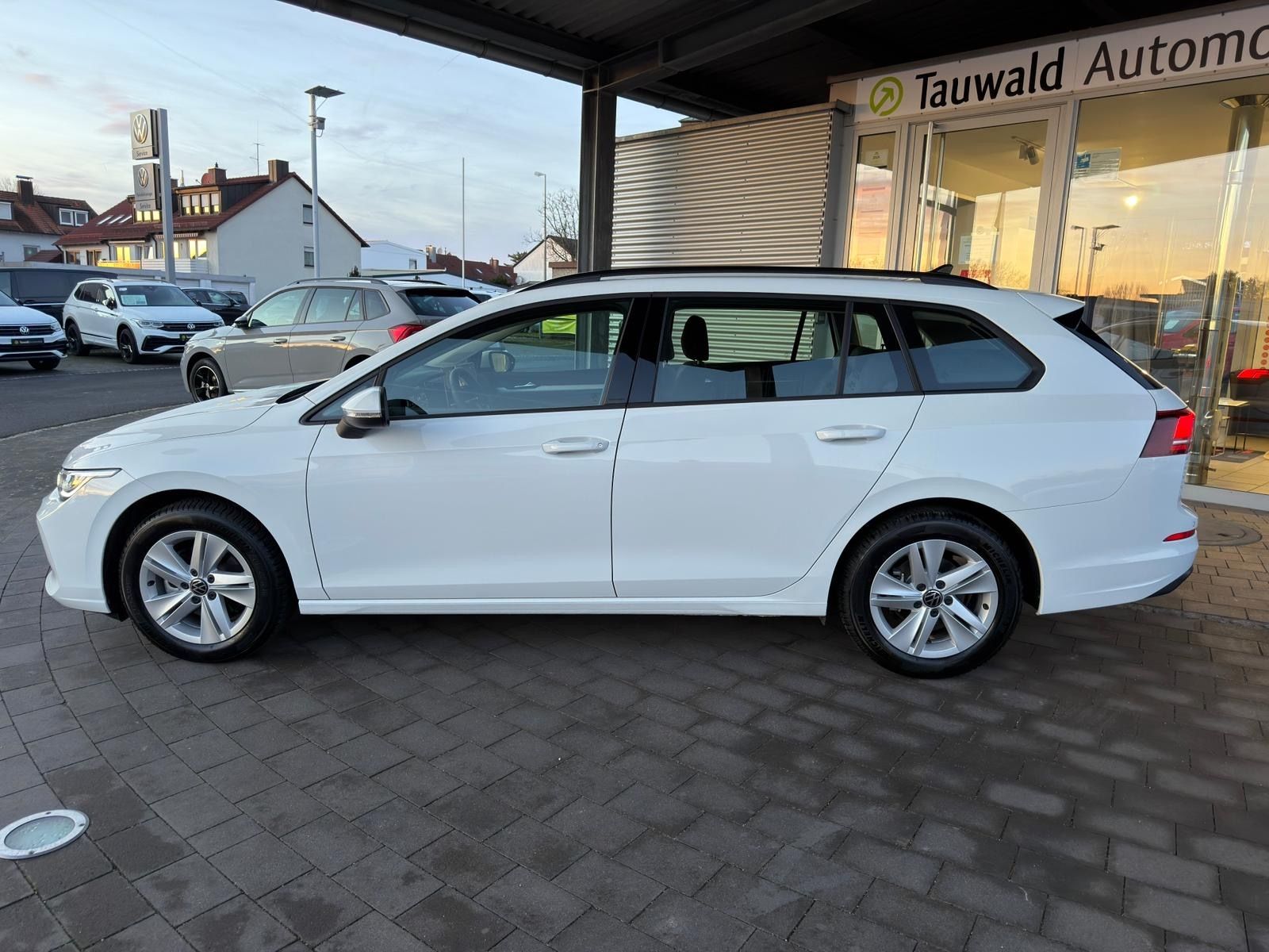 Volkswagen Golf - Bild 3