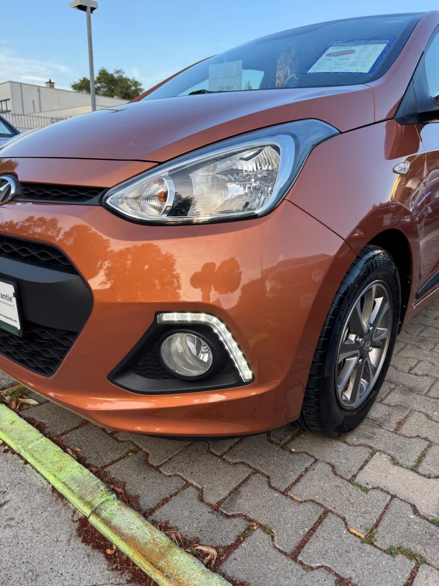 Hyundai i10 FIFA World Cup Edition