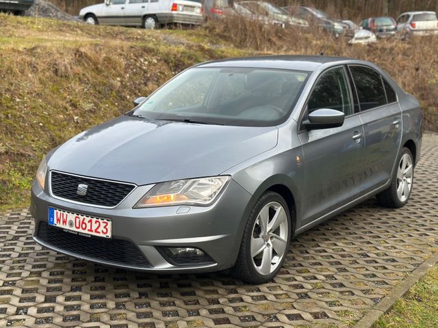 Seat Toledo Style Navi SHZ sehr sauber Limousine