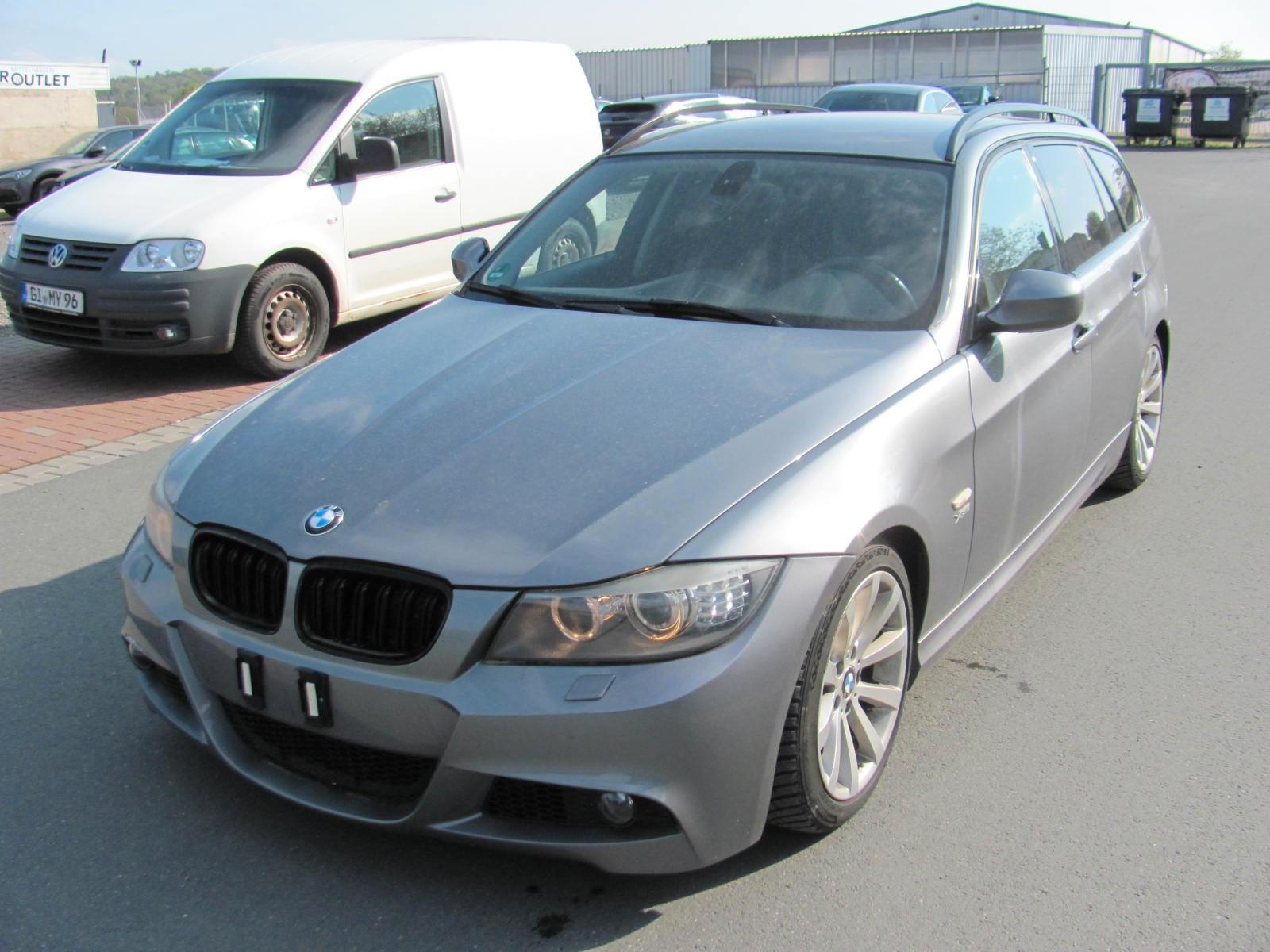 BMW 325i xDrive Touring