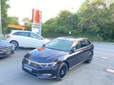 Volkswagen Passat Variant 2.0 TDI SCR DSG Highline 19" LED - VW Passat Gebrauchtwagen in Osnabrück