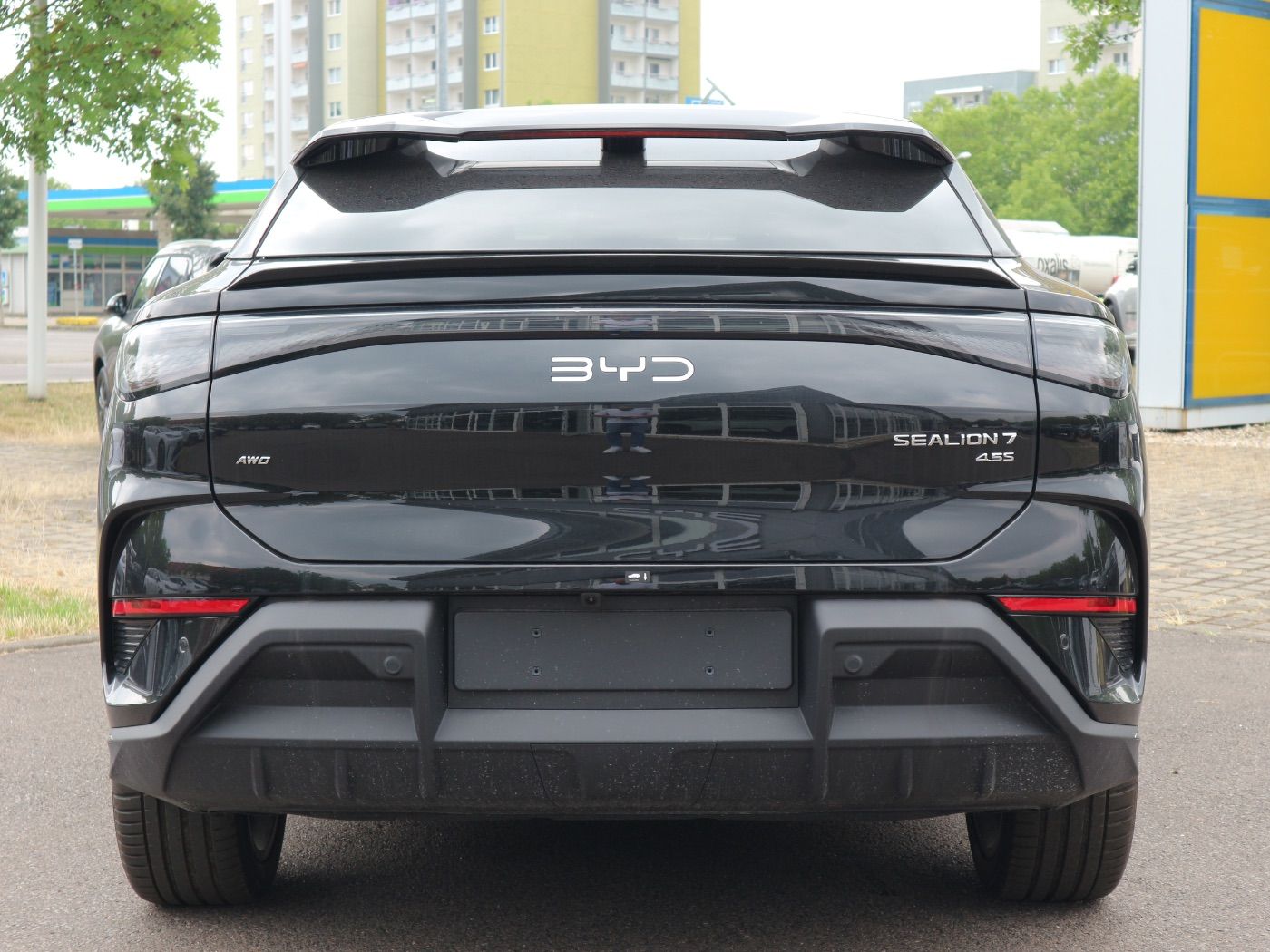 BYD SEALION 7