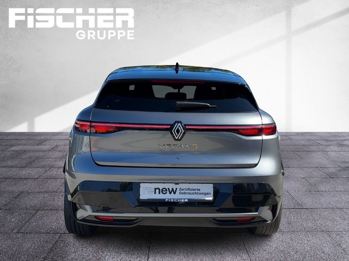 Fahrzeugabbildung Renault Megane E-TECH Techno EV60 220hp - mit KI generiert/bearbeitet