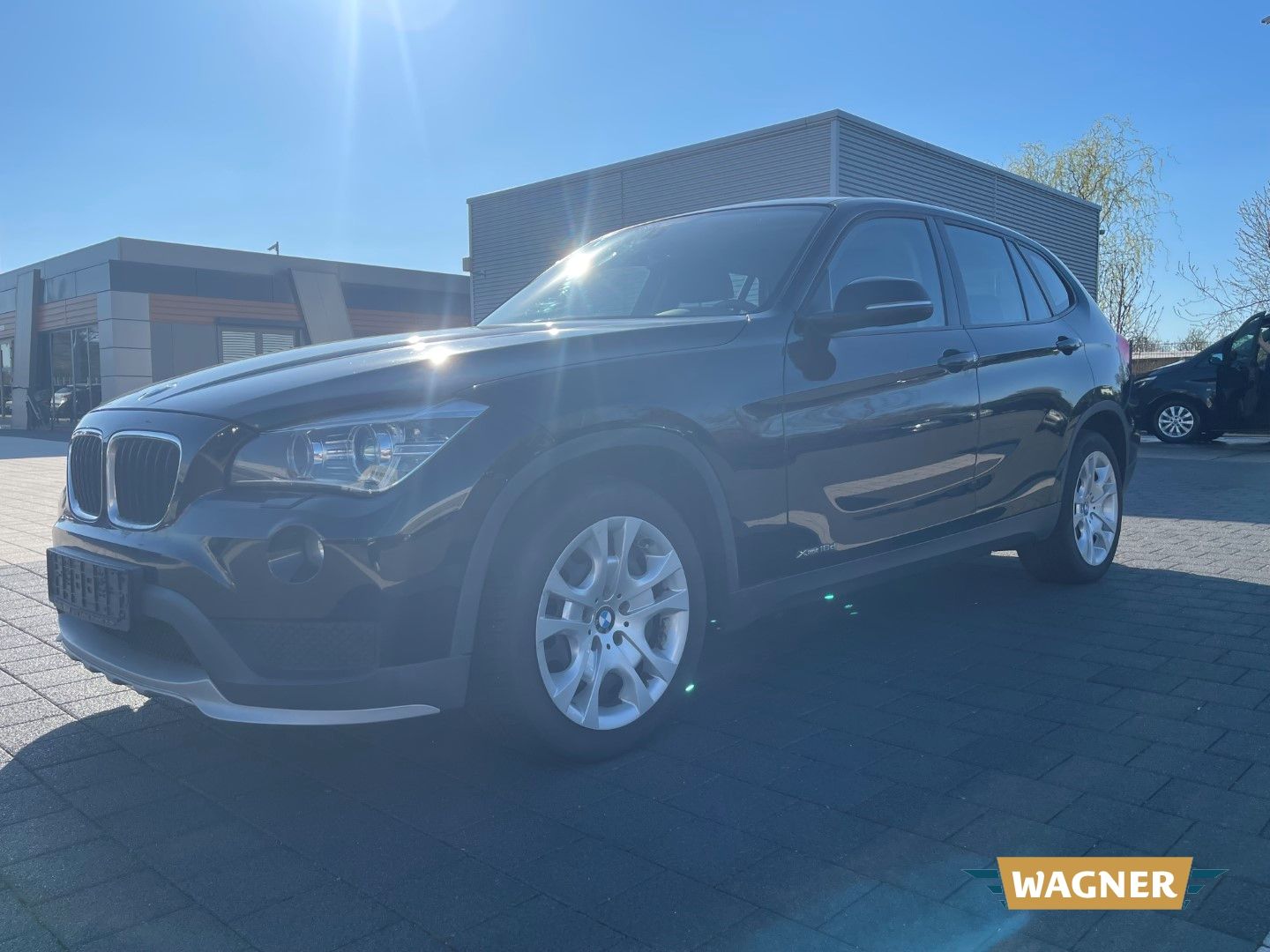 Fahrzeugabbildung BMW X1 18 d xDrive 18d Klima  Motorschaden