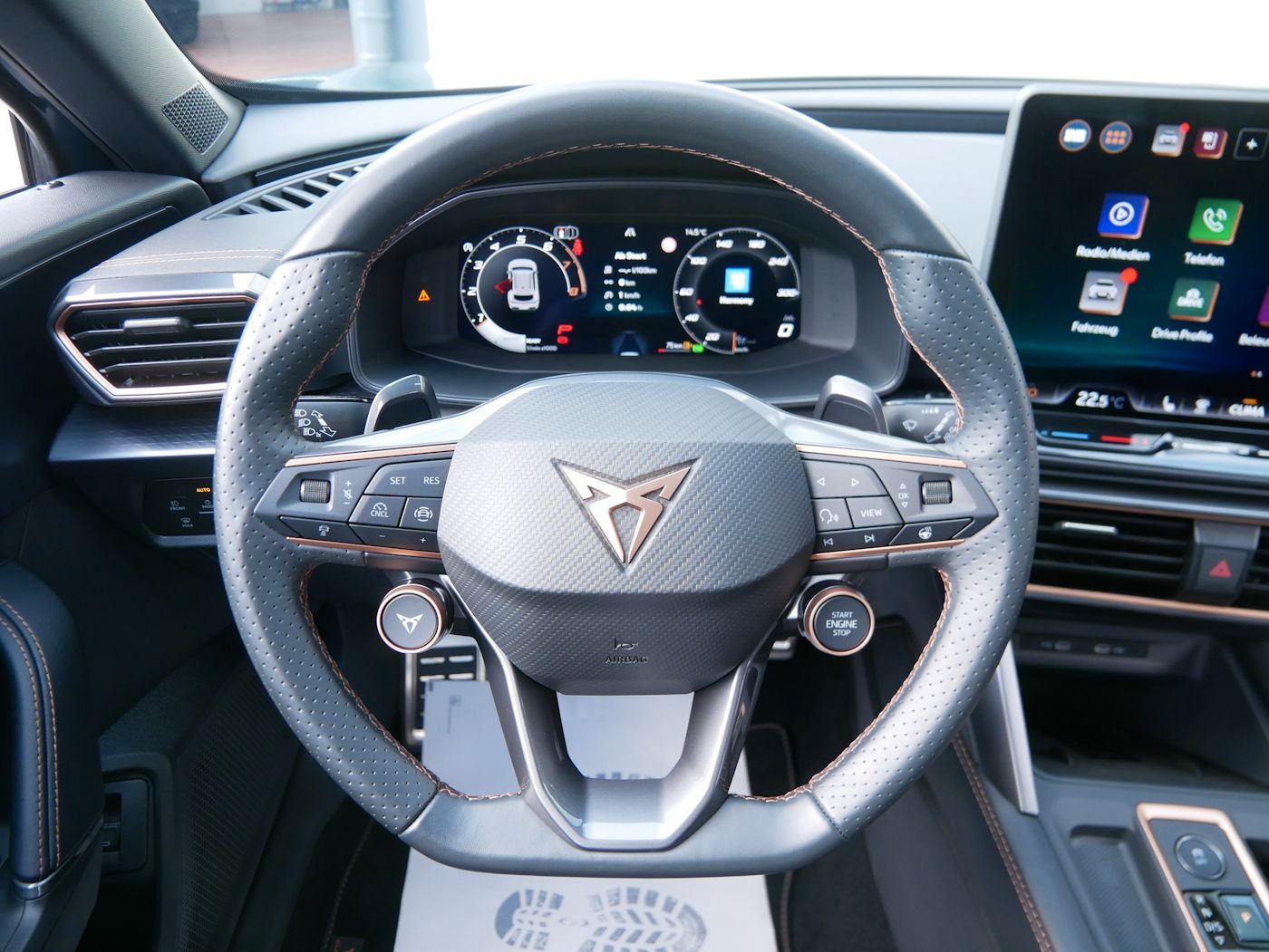 Fahrzeugabbildung CUPRA Formentor 1.5 eTSI NEU45T DSG ACC Kamera SHZ+LHZ