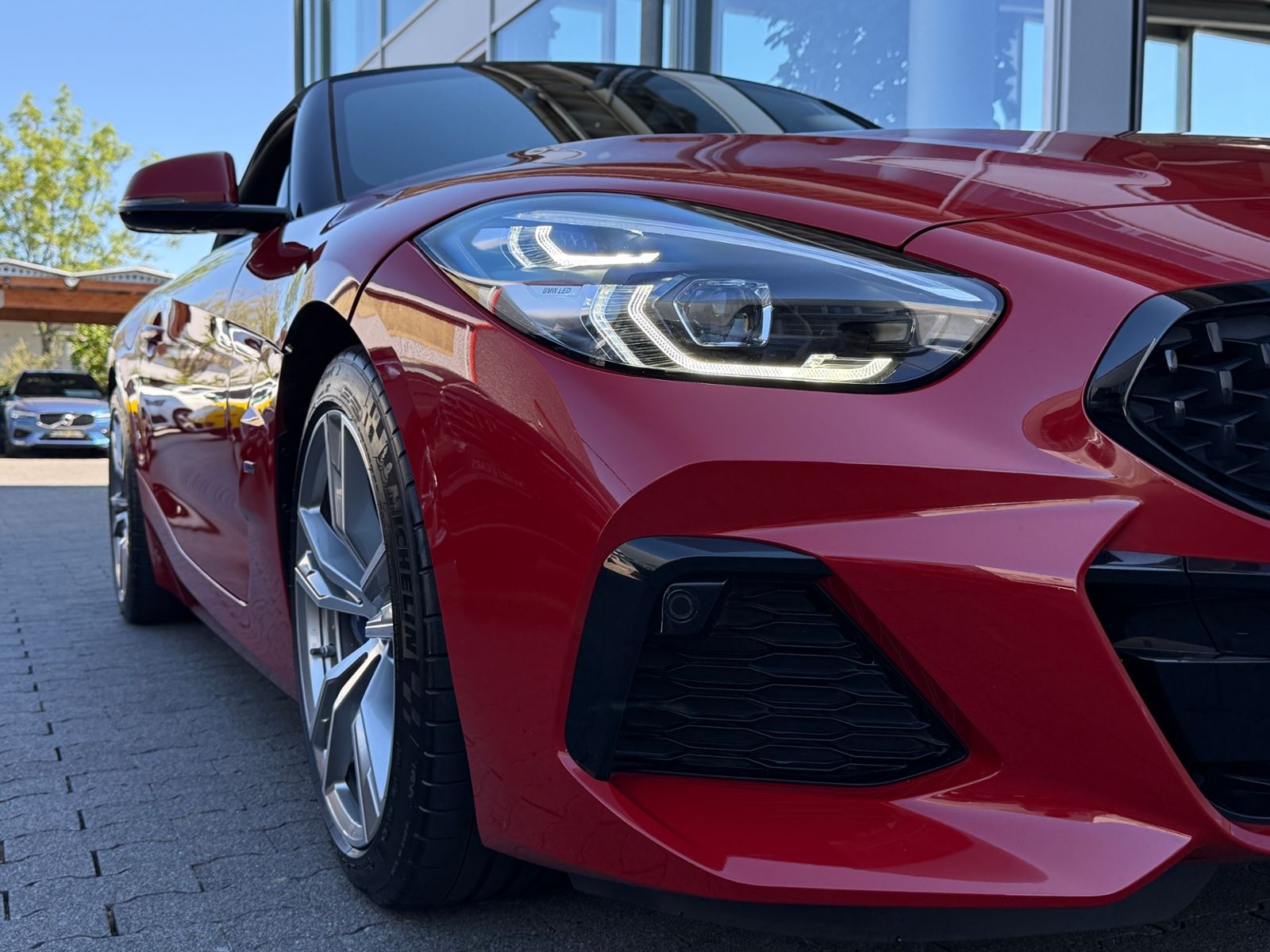 Fahrzeugabbildung BMW Z4 Roadster sDrive 30 i M Sport H/K LED NAVI