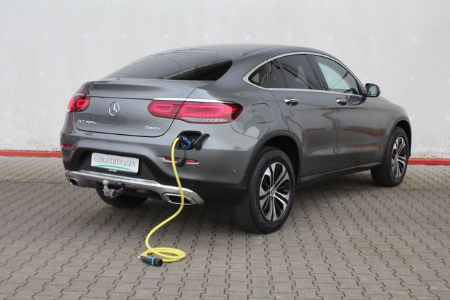 Mercedes-Benz GLC 300 e Coupé Cp. EQ Plug-In Hybrid AHK Apple