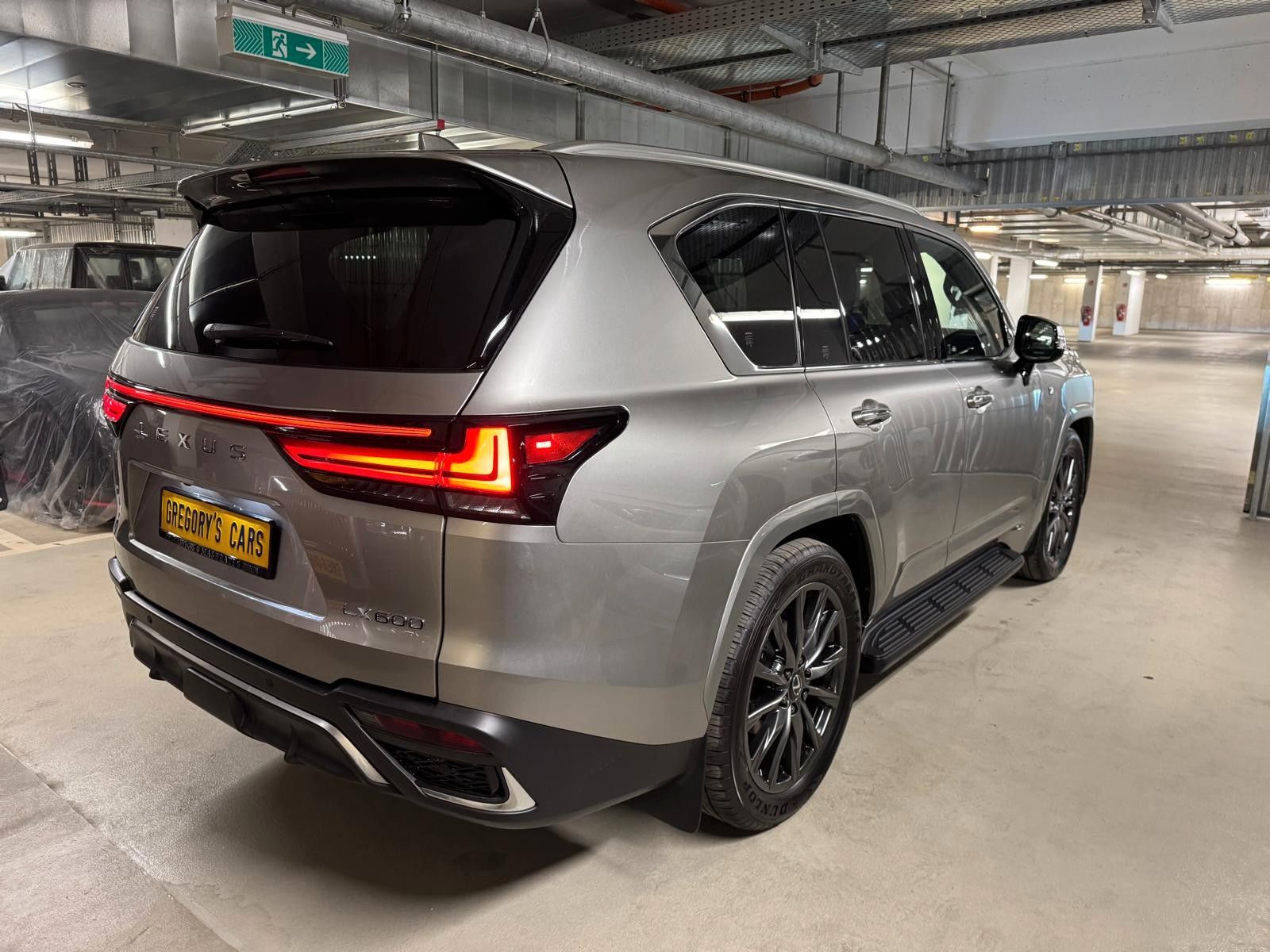 Lexus LX600+F-SPORT+7-SITZER+V6TwinTURBO+NEW+EUROvers imagem 2