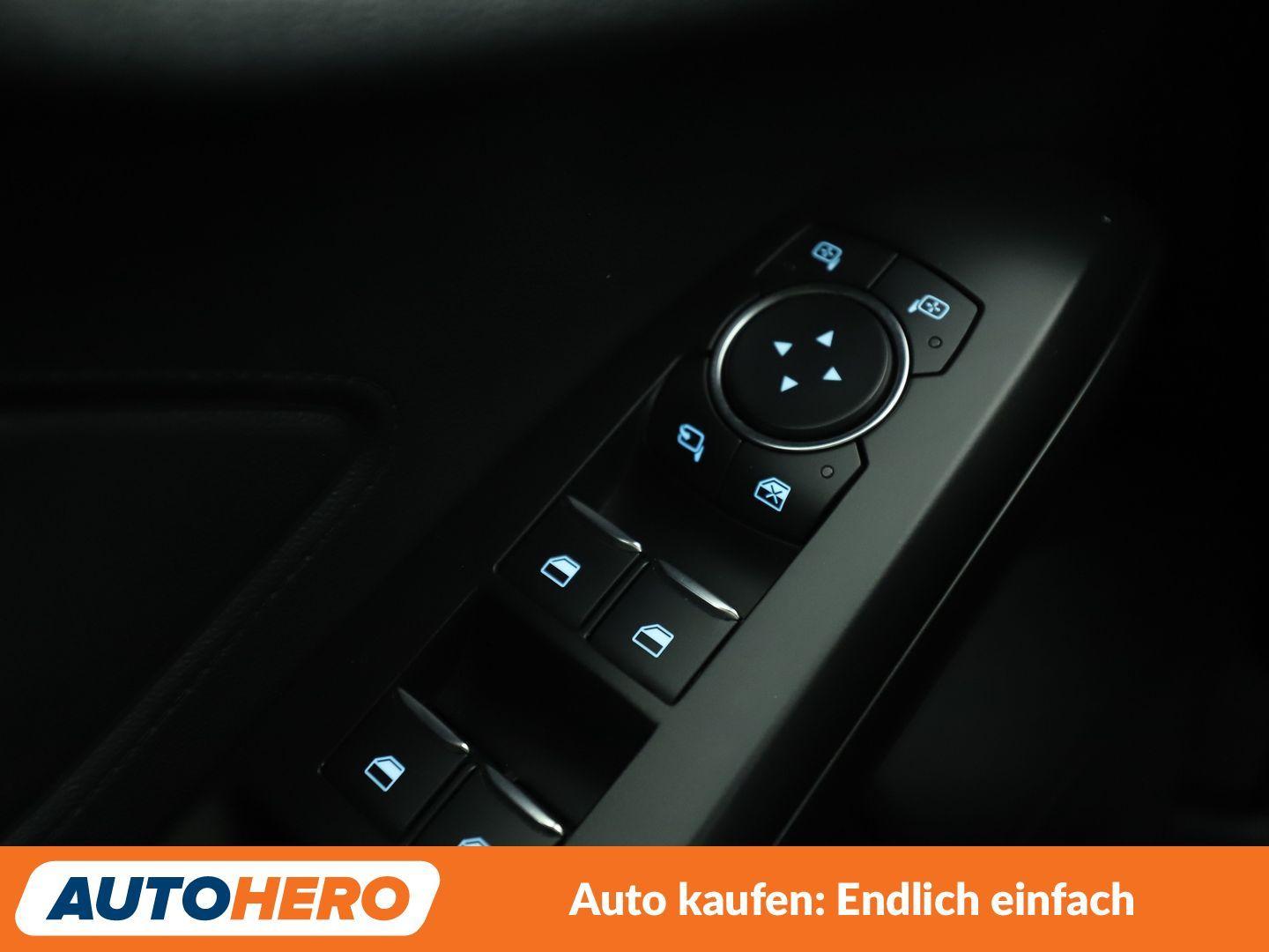 Ford Focus 1.5 EcoBoost ST-Line Aut.*NAVI*LED*CAM*