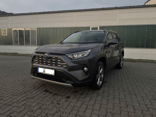 Toyota RAV 4 4x2 1. Hand / mit Werksgarantie