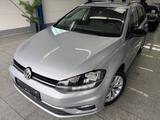 Volkswagen Golf VII 1.6 TDI*AUT*NAV*RFK*ACC*PDC*MASSG*CARPL - Volkswagen Golf: 6r