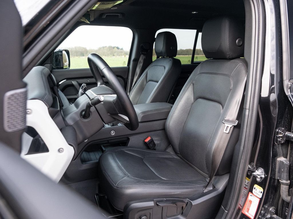 Land Rover Defender 110 2.0 P400e S | Black Pack | Leder in imagem 2