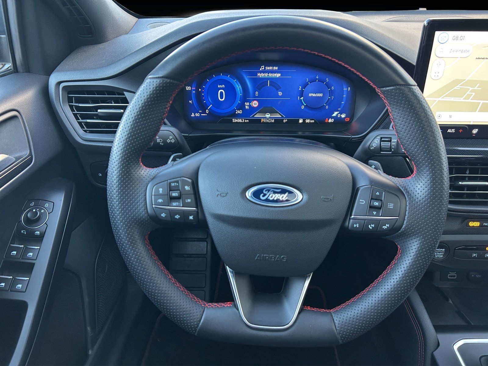 Fahrzeugabbildung Ford Focus 1.0 ST-Line X Aut./Matrix-LED/ACC/CAM/PANO