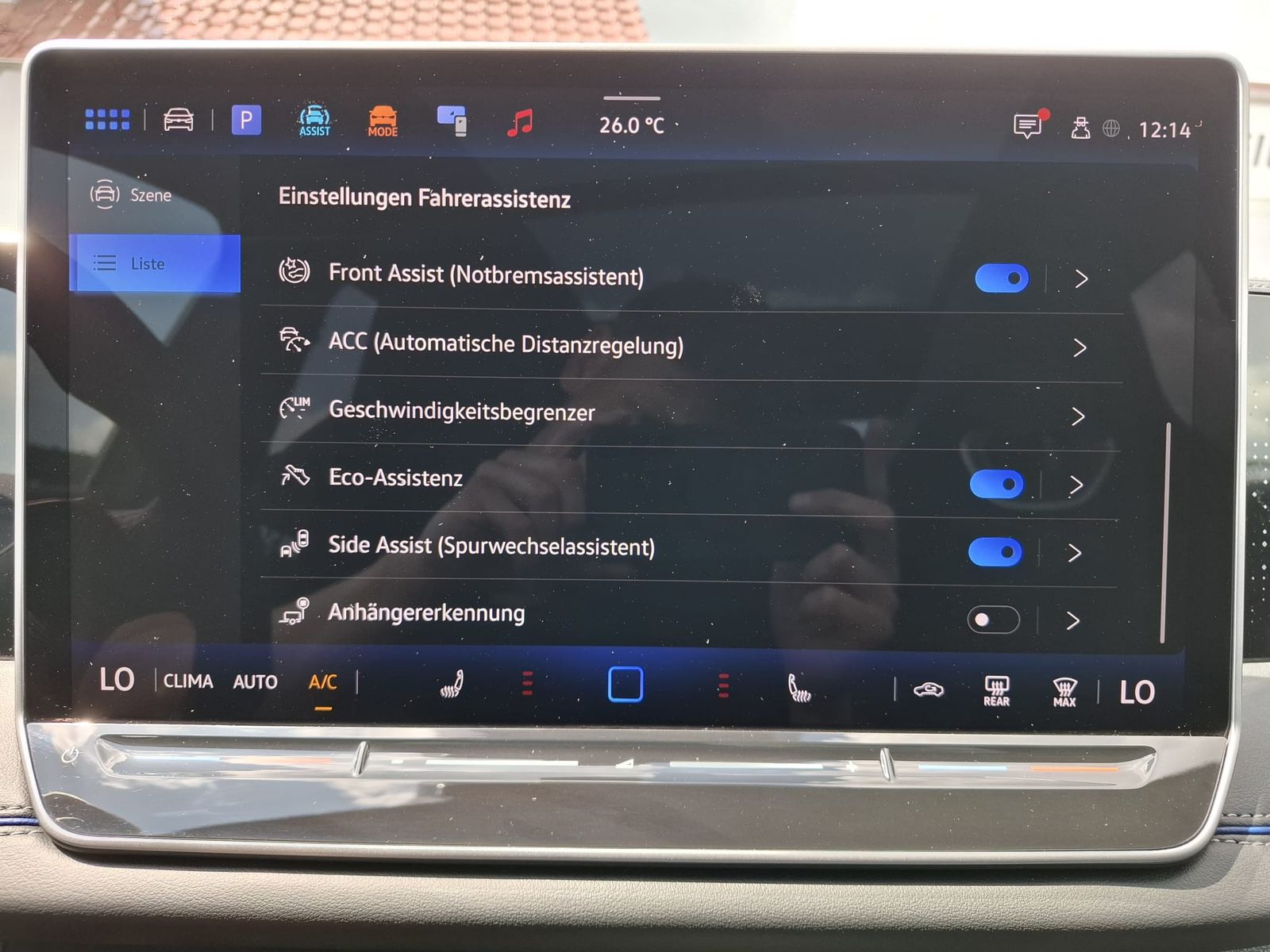 Fahrzeugabbildung Volkswagen Tiguan 2.0 TDI 4M R-Line BLACK*PAN*HK*AHK*MATRIX
