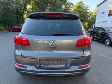 Volkswagen Tiguan - 8