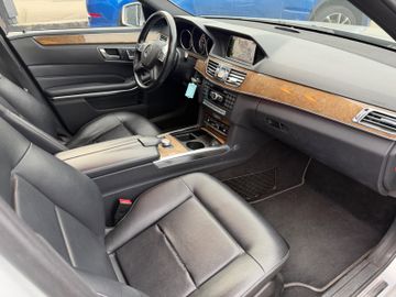 Mercedes E 300 - 8
