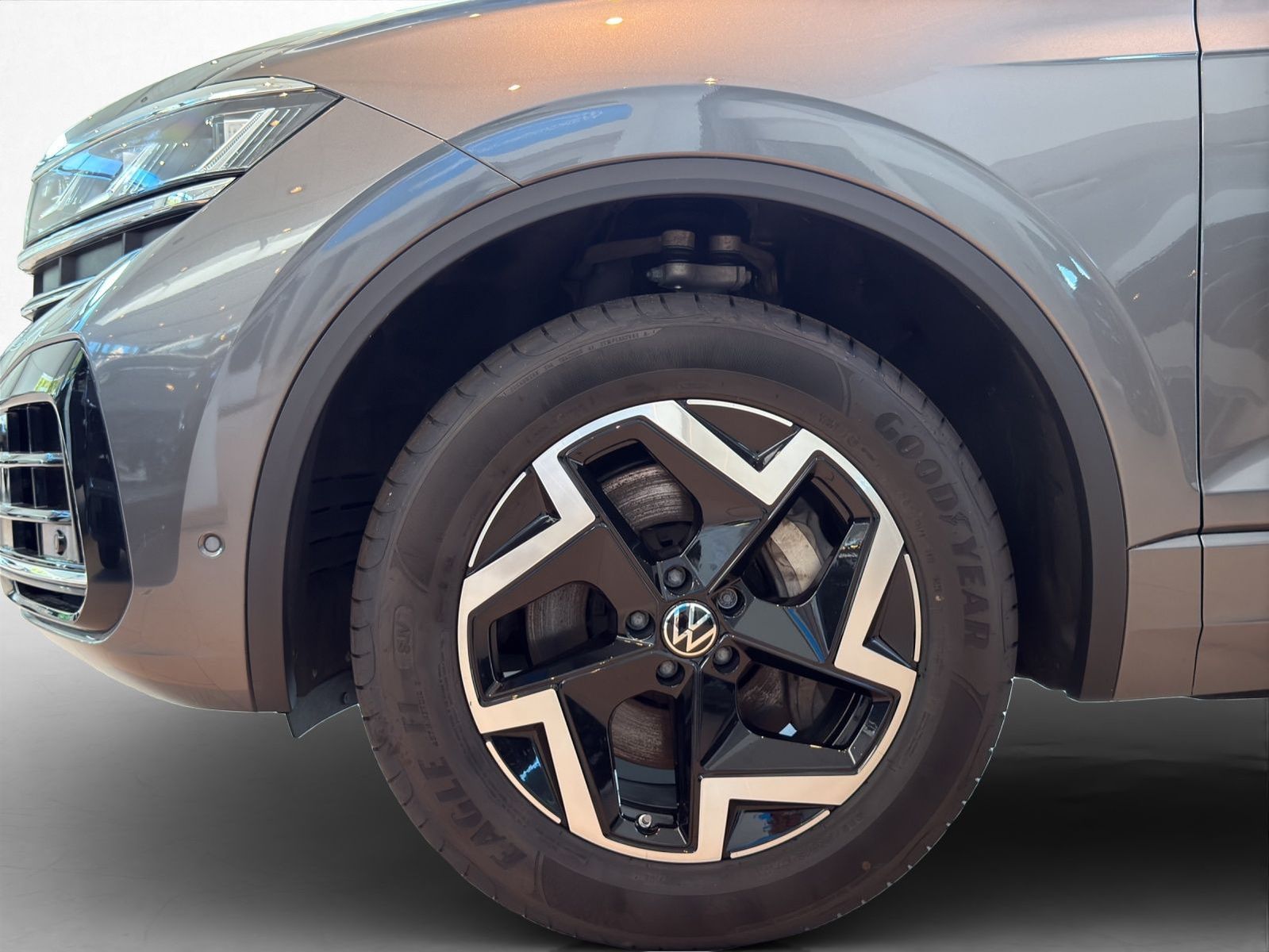 Volkswagen Touareg - Bild 13