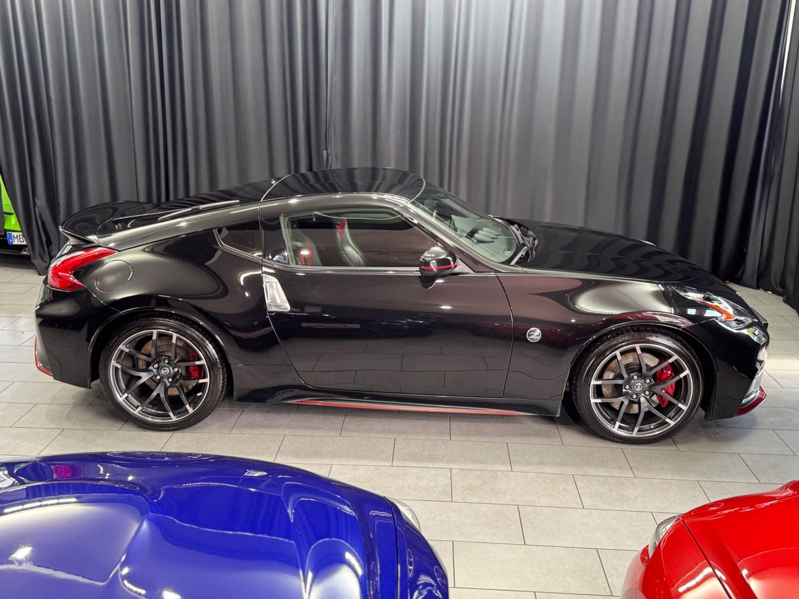 Fahrzeugabbildung Nissan 370Z Nismo|BOSE|RECARO|SCHALTER|D-FZG|U-FREI