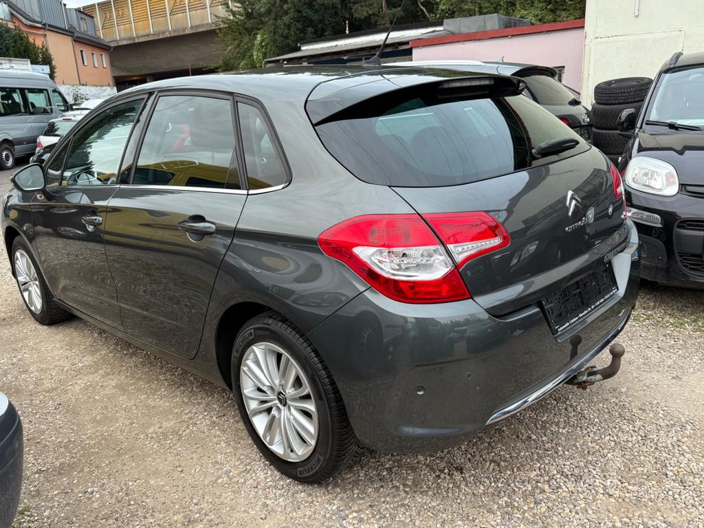 Citroën C4