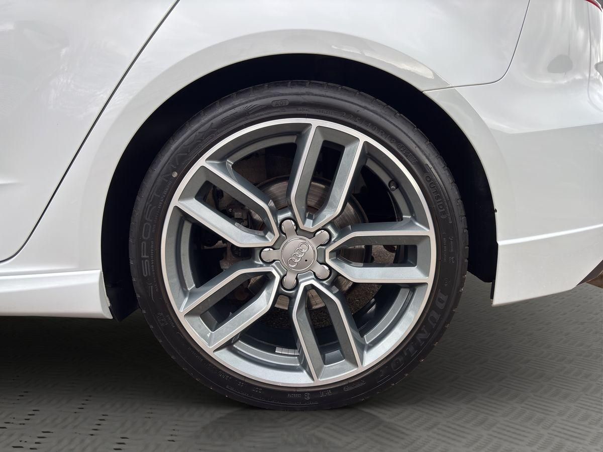 A3 35 TFSI S-Tronic  S-Line/Plus NAVI GRA AHK