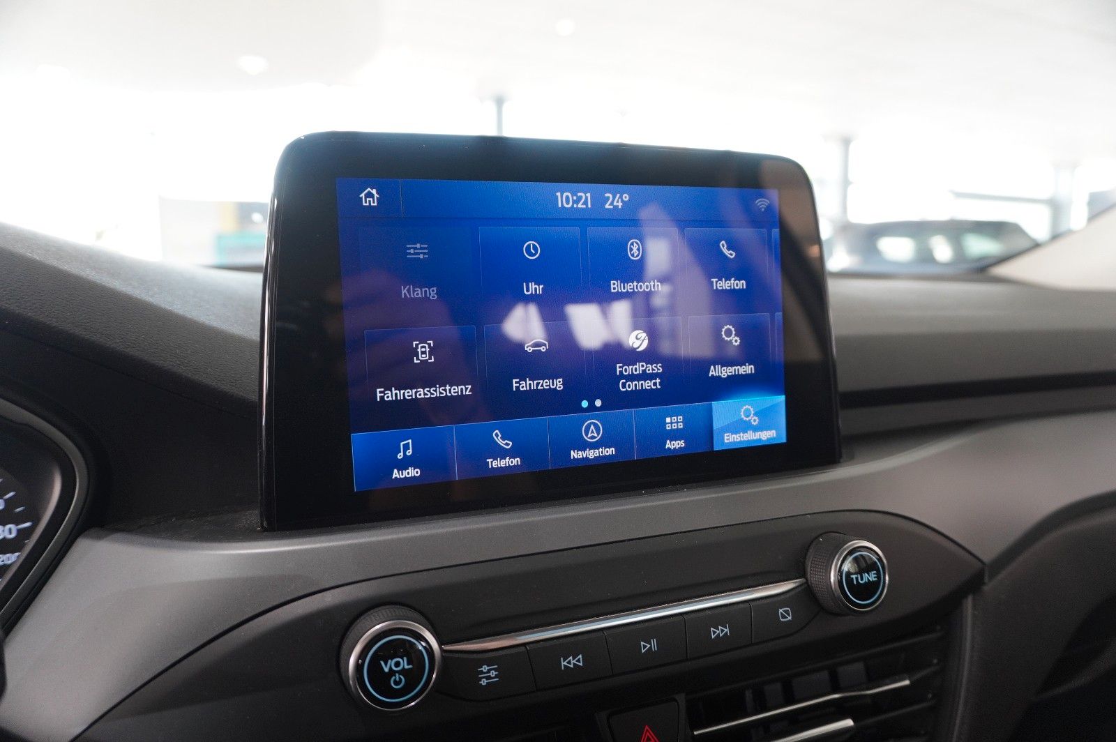 Fahrzeugabbildung Ford Focus Turnier 1.5D COOL & CONN. NAVI/LED/KAMERA