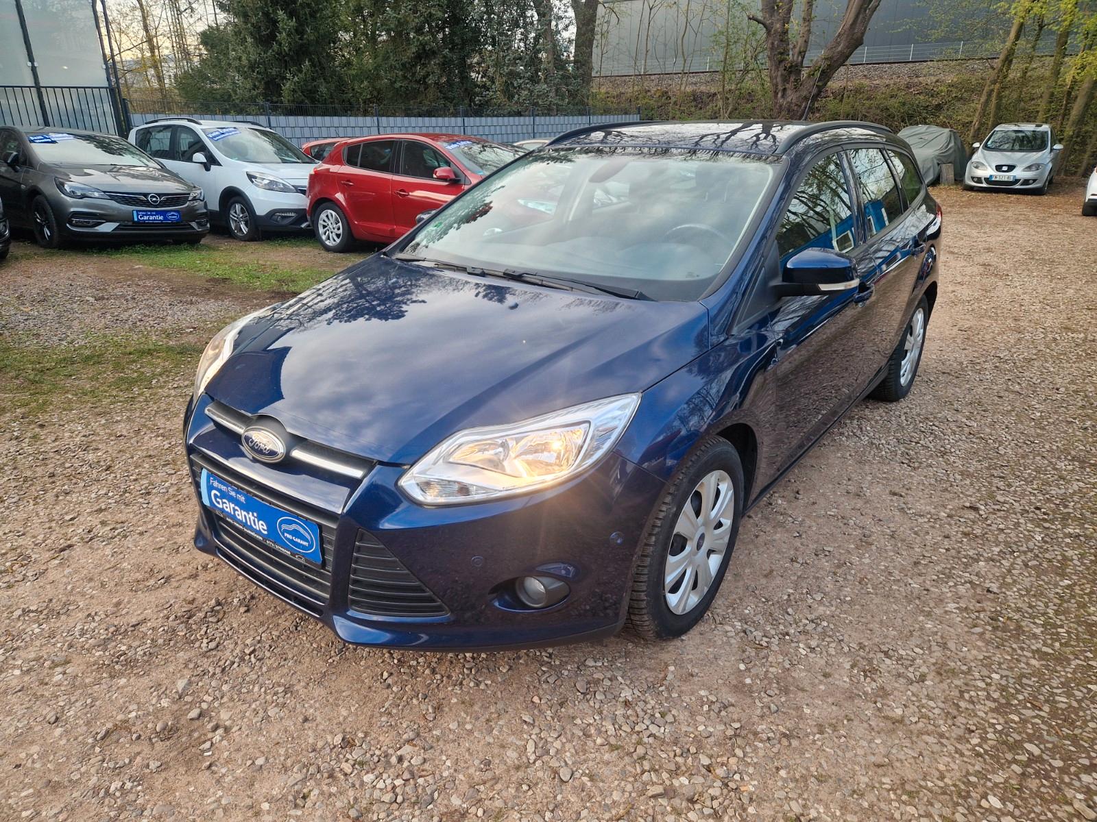 Ford Focus Turnier Klima 82Tkm PDC Sitzhzg Scheckh