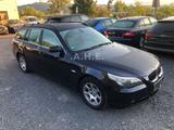 BMW 525i touring*KLIMA*PANORAMA*TEMP*AHK*ALU*MULTIL* - BMW 525 aus 2006: 525i