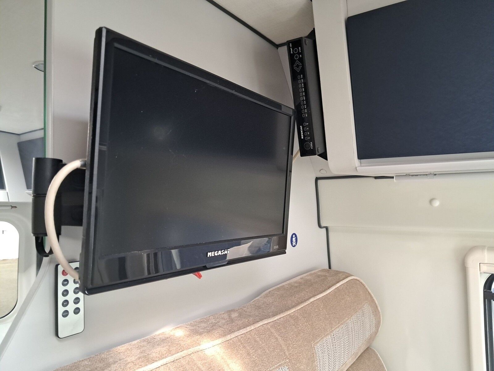 Fahrzeugabbildung Karmann Dexter 540 Markise,Navi,Solar,SAT,TV