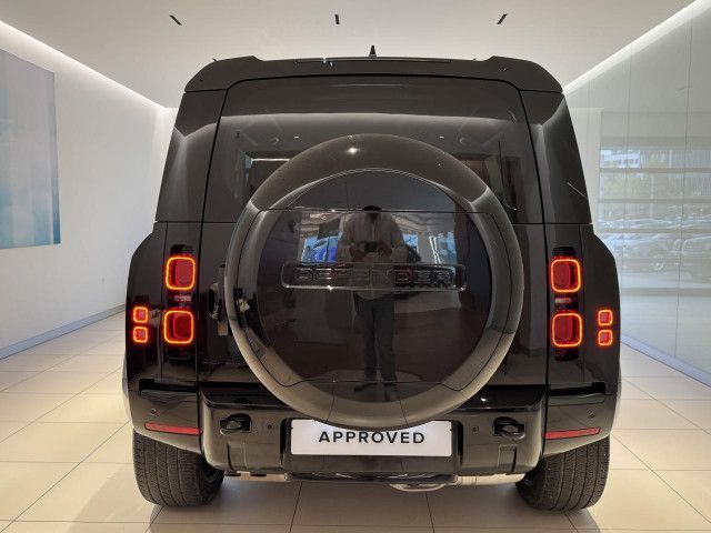 LAND-ROVER Defender 2023