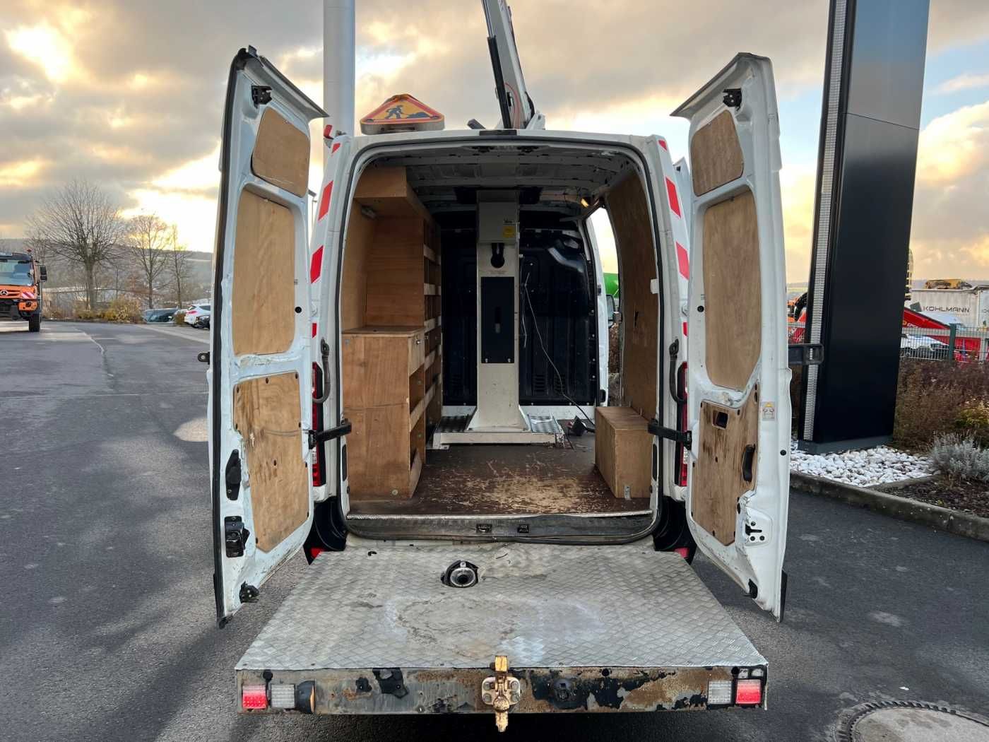 Fahrzeugabbildung Opel Movano 2.3 CDTI / VERSALIFT ETL-32, 12m