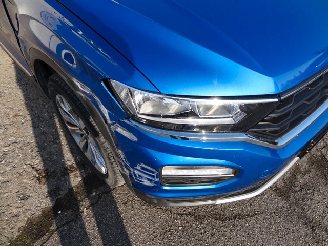 Fahrzeugabbildung Volkswagen T-Roc Sport/DSG/Pano/Kamera/150PS/42.500km/