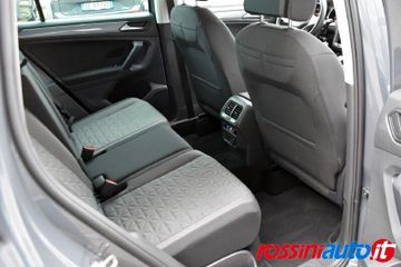 Volkswagen Tiguan - 6