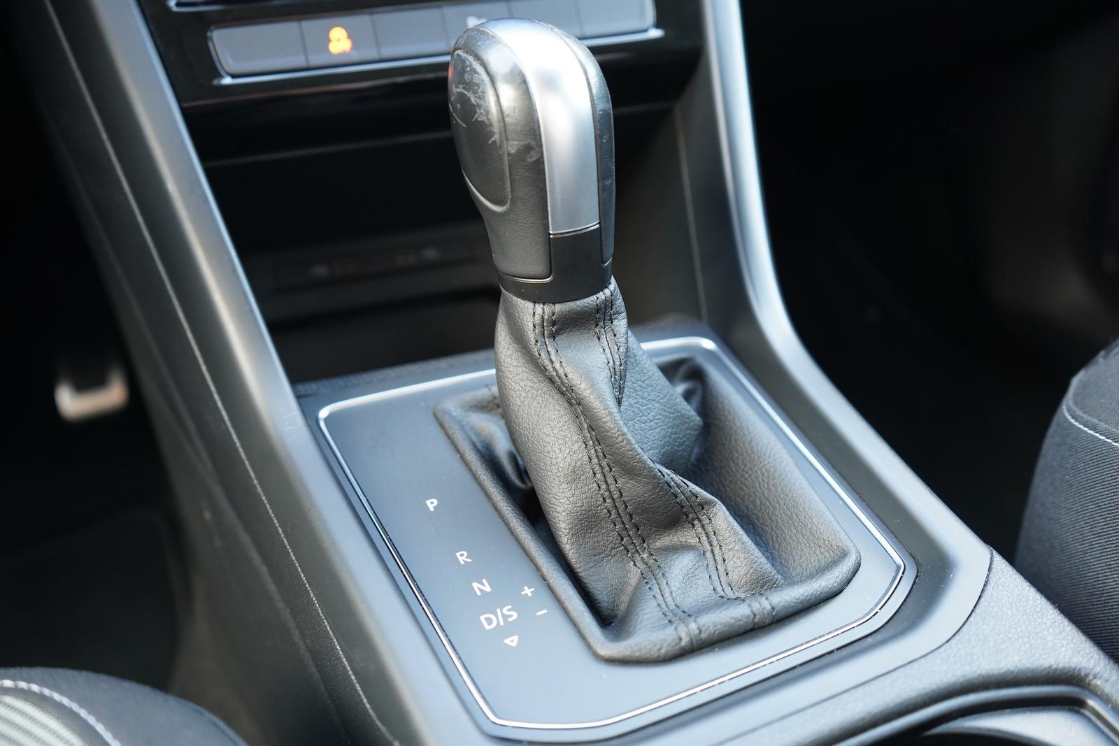 Volkswagen Touran 1.5 TSI Active DSG 7-Sitzer Navi ACC PDC, миниатюра 22
