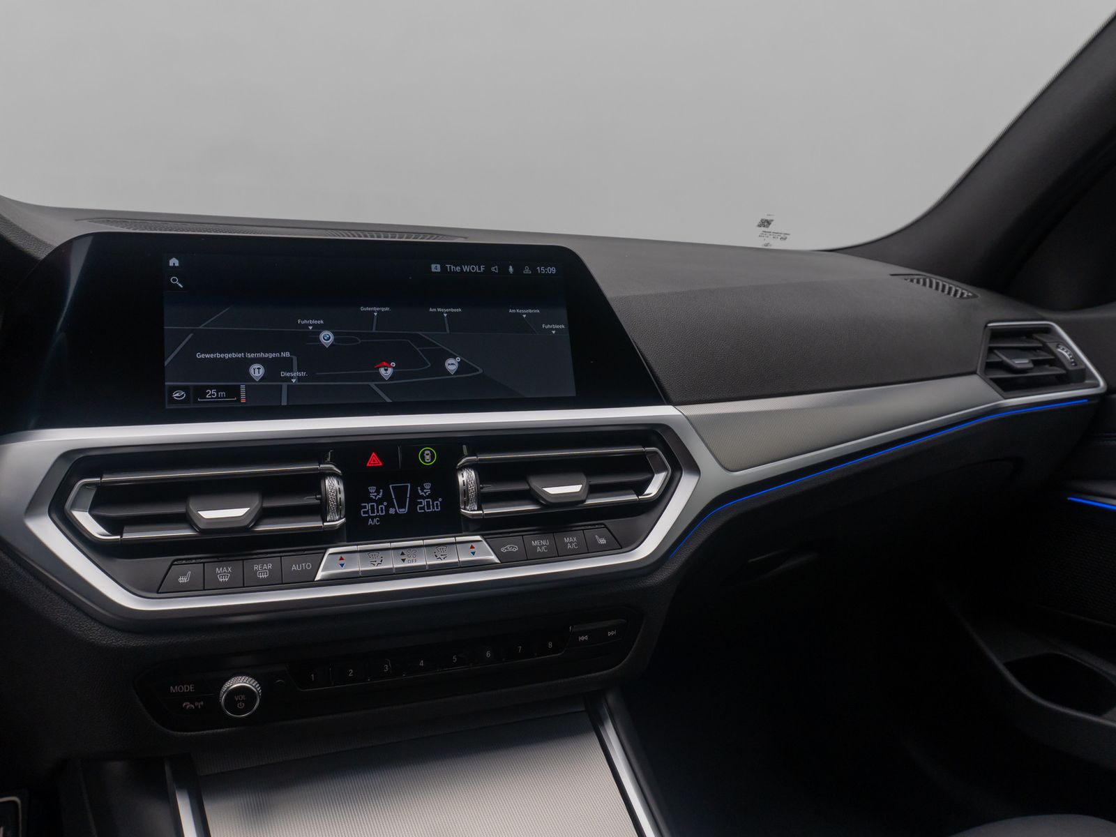 Fahrzeugabbildung BMW 318d M Sport Navi LED AHK DAB FernlichtAss