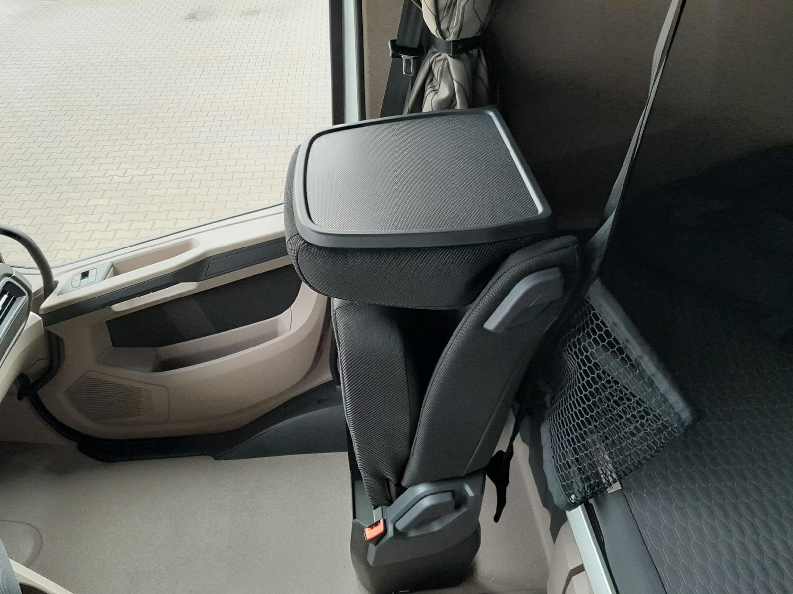 Fahrzeugabbildung DAF XG 480 FT