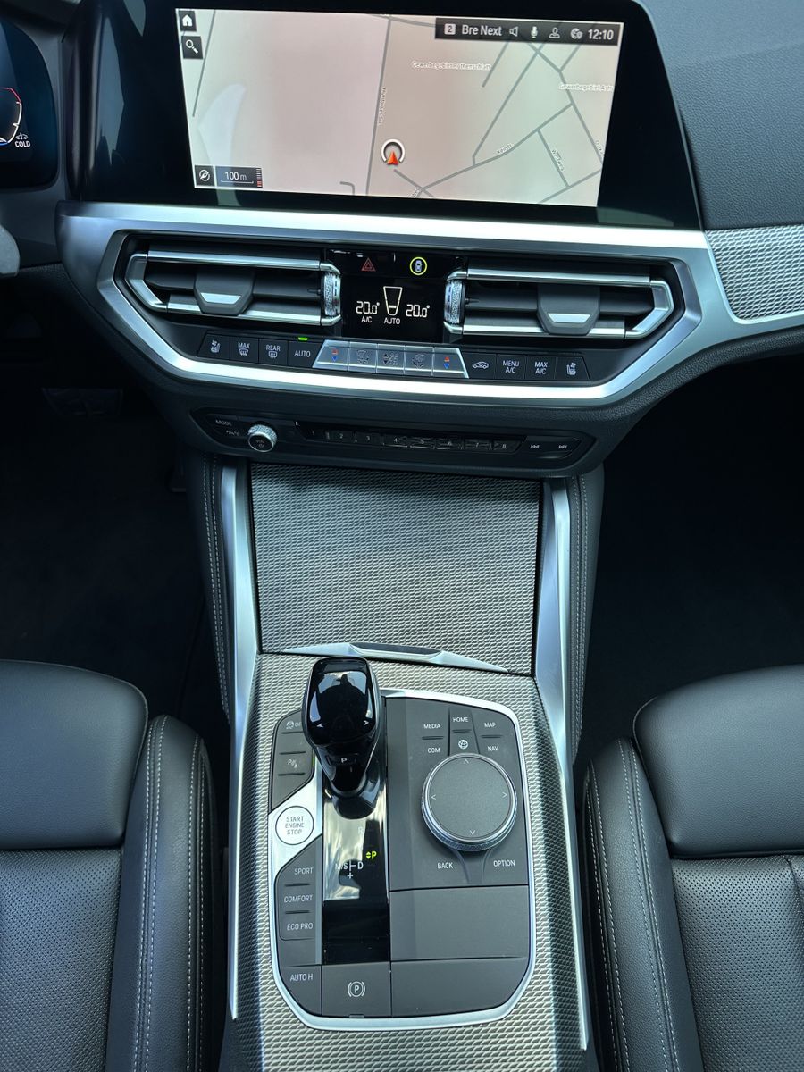 Fahrzeugabbildung BMW 420d Gran Coupé xDrive M-Sport NAV+LED+H&K+KAMER