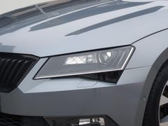 SKODA Superb 2.0 TSI Sportline